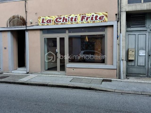 Charmant local commercial à deux pas du lac de Nantua