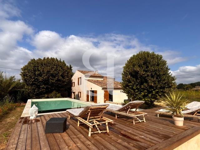 Charmant mas en pierres avec piscine à Vaison la Romaine 226m² Vaison la Romaine