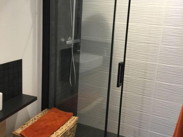 Charmant petit Loft sous toit centre Nantes