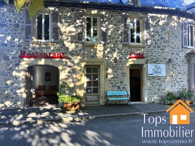 Charmant restaurant dans beau village 275m² Maleville