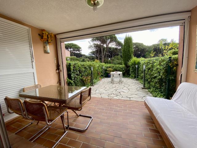 CHARMANT STUDIO DE 25m2 AVEC LOGGIA ET TERRASSE DANS BELLE RESIDENCE SECURISEE