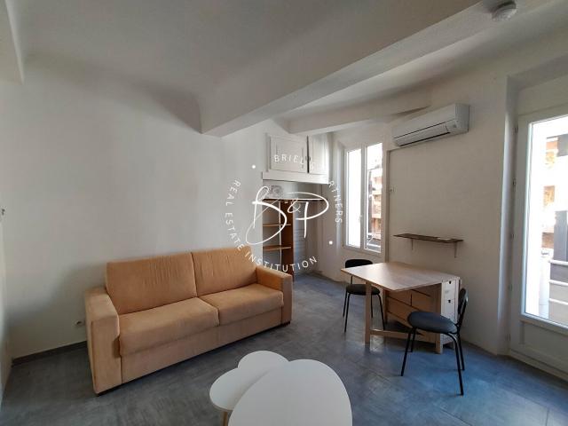 Charmant studio meublé avec balcon Lumineux et fonctionnel