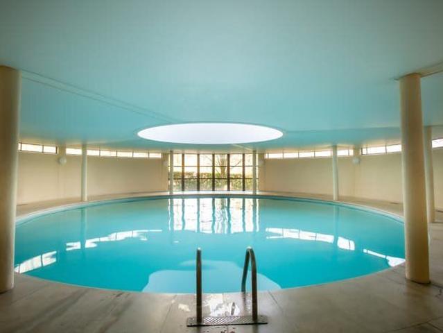 Charmant studio meublé avec piscine tennis