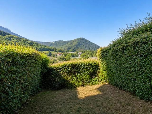 Charmant studio meublé avec vue à Thollon les Mémises