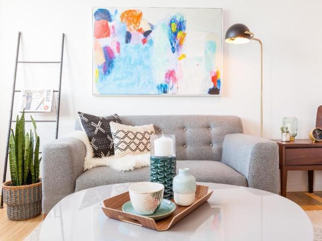 Charmant studio meublé à deux pas du Métro Laurier Plateau Mont Royal
