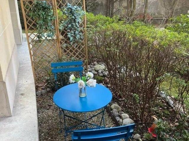 Charmant studio meublé 14m² rénové avec terrasse