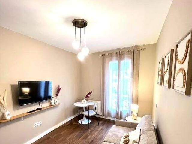 Charmant studio meublé 24 m² refait à neuf