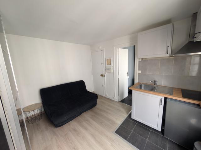 Charmant studio quartier Montmartre