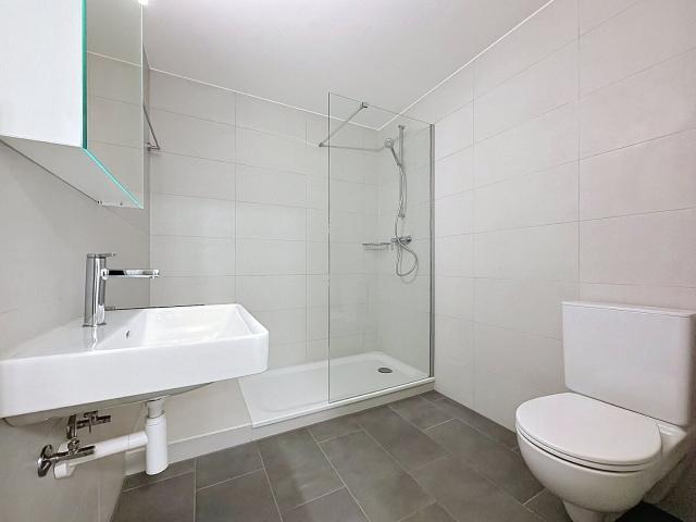 CHARMANT STUDIO RENOVE A NEUF