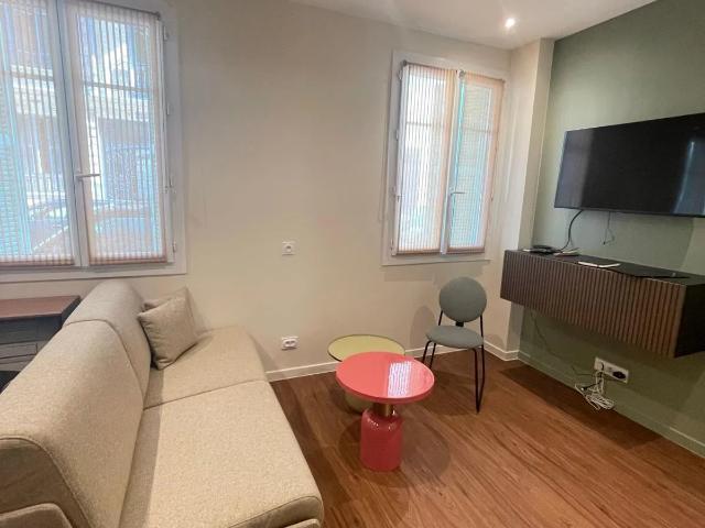 Charmant studio rénové – Location été à Nice ☀️