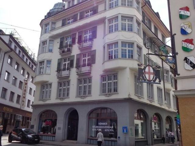 charmante 3.5 Zimmer Altbauwohnung