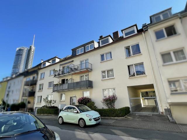 Charmante 3,5 Zimmer im Essener Südviertel: Perfekt für junge Paare