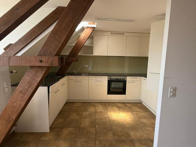 Charmante 3.5 Zimmer Maisonette Wohnung mit Blick auf die Birs | dreamo. Ch