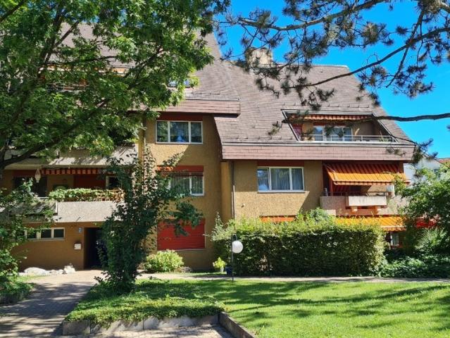 Charmante 3.5 Zimmer Maisonettewohnung in Dietlikon