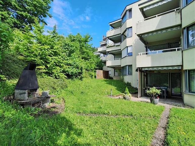 Charmante 3.5 Zimmerwohnung im 5. OG mit schöner Aussicht