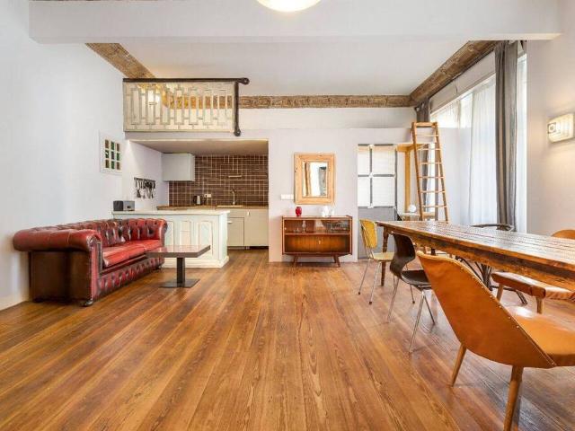 Charmante 3 Zimmer Altbauwohnung mit Flair Am begehrten Paul Lincke Ufer in Berlin Kreuzberg