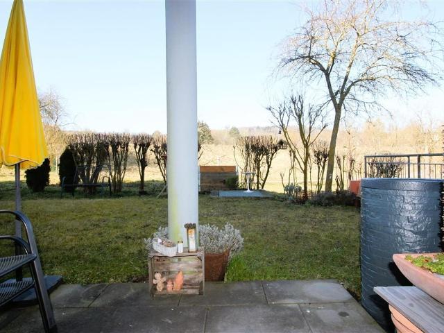 Charmante 3 Zimmer Wohnung in Söflingen Hochparterre mit Terrasse und Gartenanteil