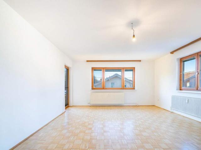 Charmante 3 Zimmer Wohnung mit großem Garten und Terrasse in Bergheim bei Salzburg