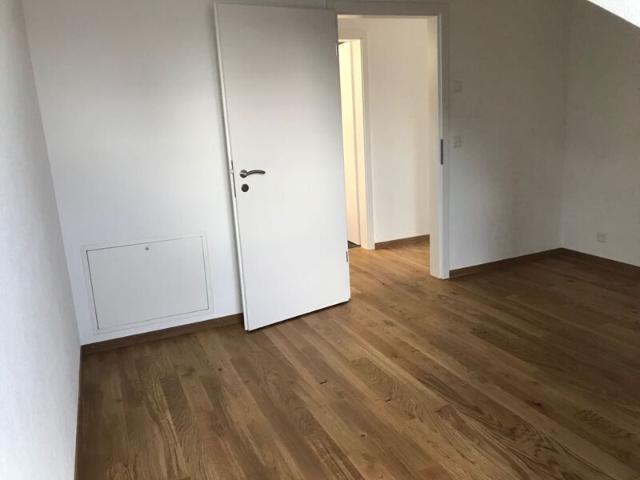 Charmante 2.5 Zimmer Dachwohnung in Ostermundigen Ihr neues Zuhause ab Juli 2025 | dreamo. Ch