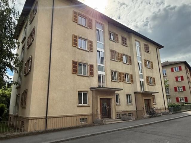 Charmante 2.5 Zimmer mit Garten