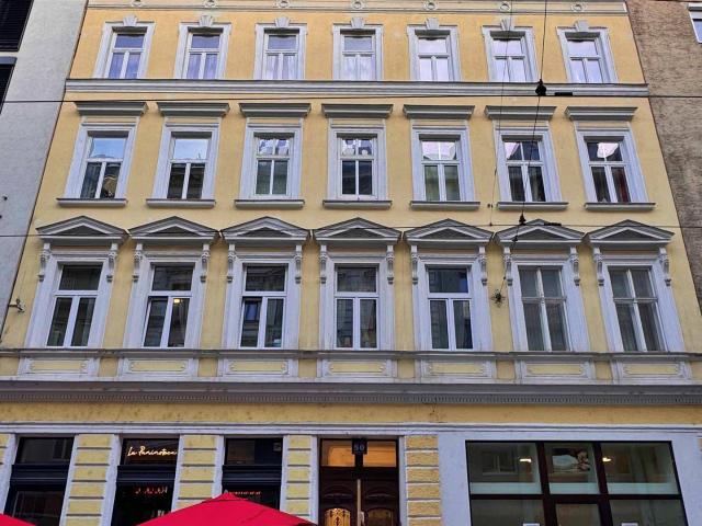 Charmante 2 Zimmer Altbauwohnung im 7. Bezirk für Anleger