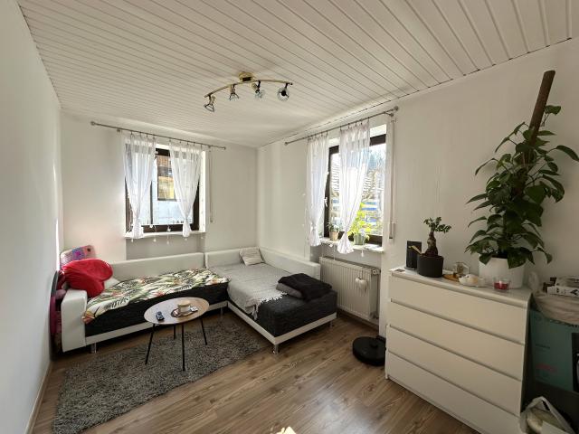 Charmante 2 Zimmer Erdgeschoßwohnung mit großer Terrasse