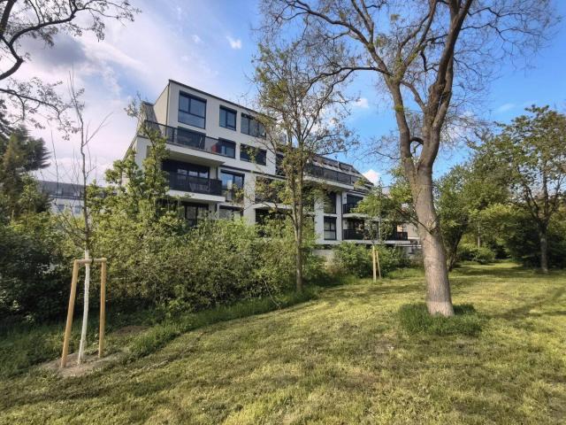 Charmante 2 Zimmer mit Loggia Stilvoller Erstbezug Nahe Marchfeldkanal Eigengrund