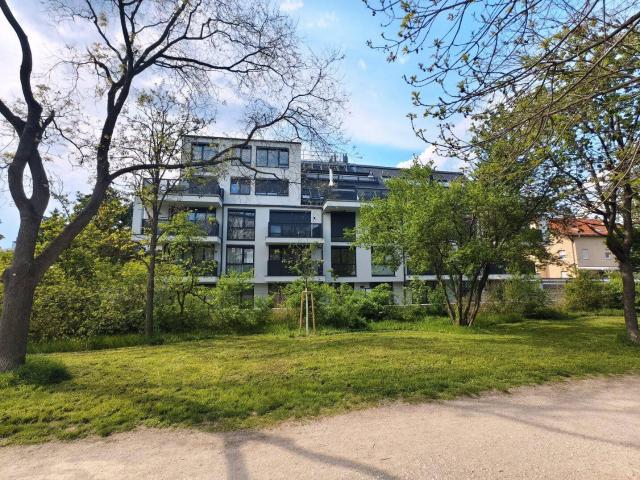 Charmante 2 Zimmer mit Loggia Stilvoller Erstbezug Nahe Marchfeldkanal Eigengrund