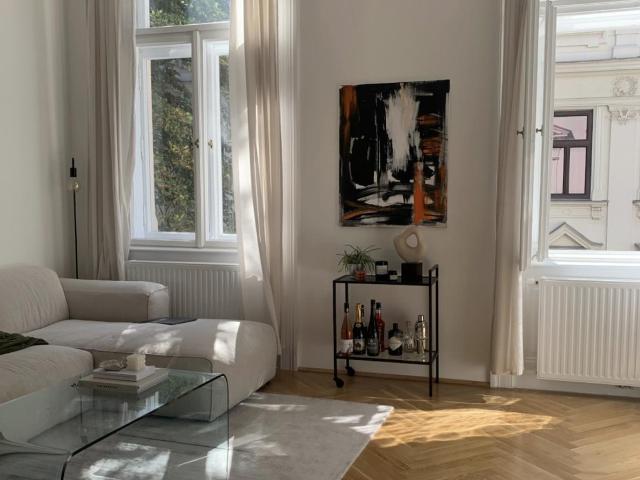 Charmante 2 Zimmer Wohnung, voll ausgestattet