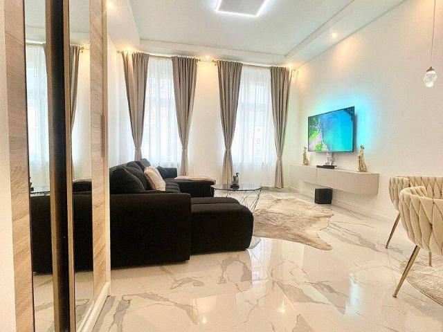 Charmante 2 Zimmer Wohnung in 1160 Wien – vollrenoviert und sofort einziehbar!
