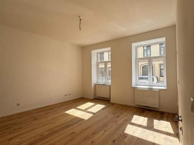 Charmante 2 Zimmer Wohnung in ruhiger Lage von Hernals – Erstbezug nach Sanierung