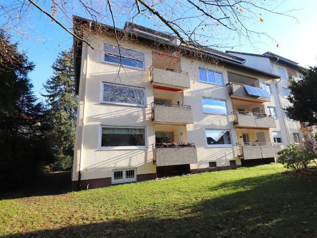 RESERVIERT * Charmante 2 Zimmer Wohnung mit Balkon in Erlangen Ost
