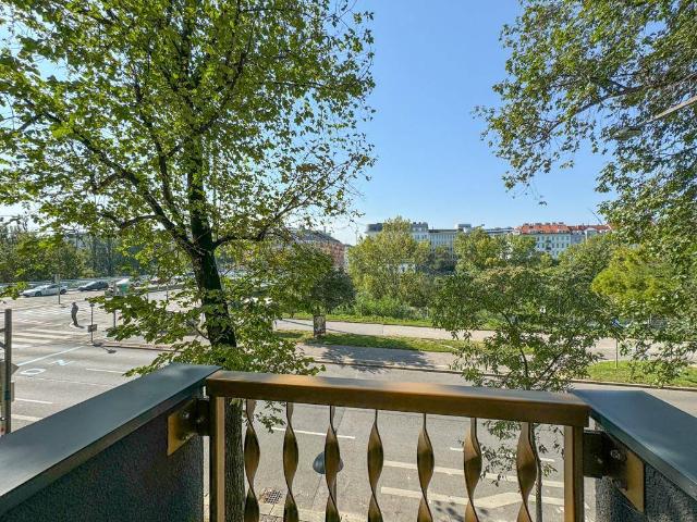 Wohnen mit Ausblick – Charmante Altbauwohnung an der Brigittenauer Lände