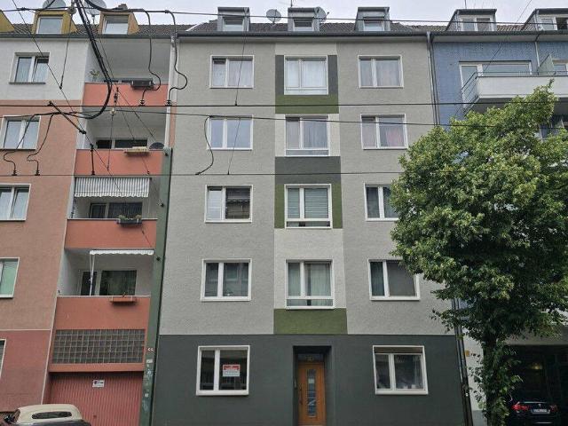 Charmante 2 Zimmer Wohnung mit Loggia in zentraler Lage