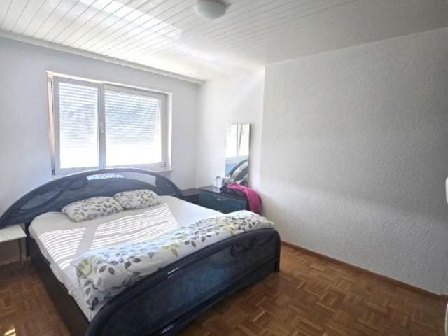 Charmante 4.5 Zimmer Wohnung mit Balkon