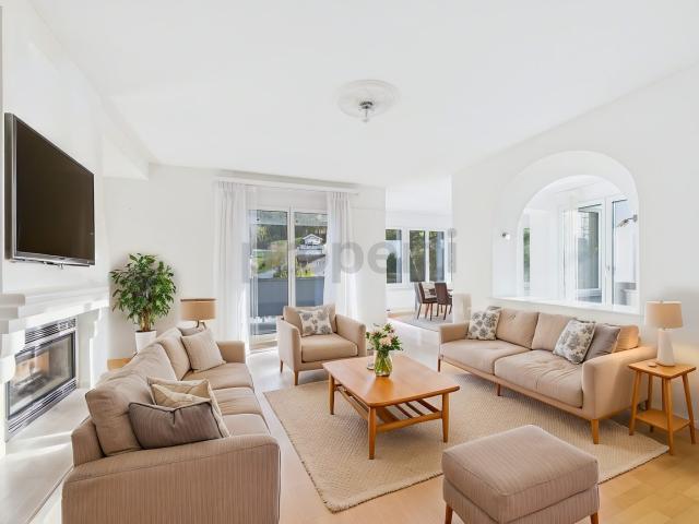Charmante 4.5 Zimmer Wohnung mit Stil zwischen Berg und Bodensee