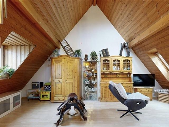 Charmante 4.5 Zimmer Duplexwohnung mit Terrasse