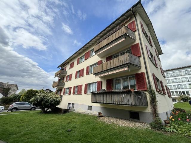 Charmante 4 Zimmer Wohnung im Hochparterre