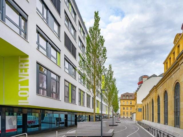 Charmante 4 Zimmer Wohnung in der Nähe der Annehmlichkeiten