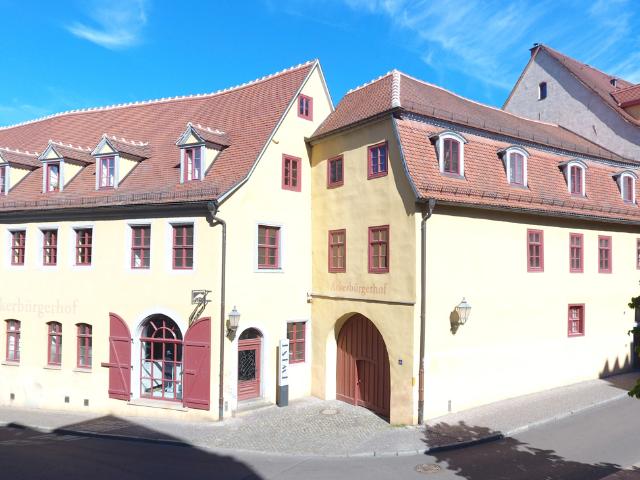 Charmante 4 Raumwohnung mit Einbauküche in Top Lage!