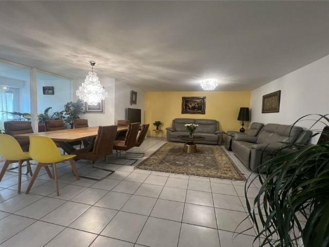 Charmante 5.5 Zimmer Wohnung im beliebten Bruggereggquartier