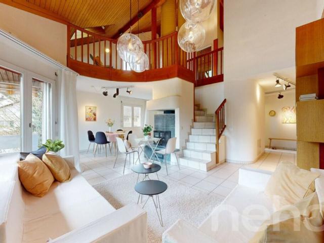 Charmante 5.5 Zimmer Dachmaisonette mit Galerie und viel Licht