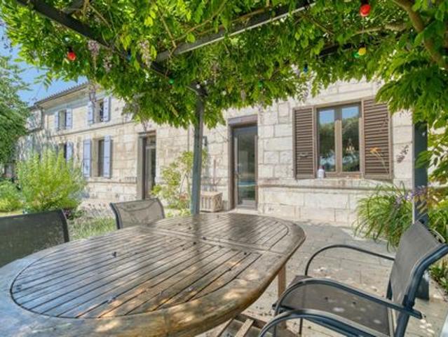 Charmante Charentaise rénovée 4 chambres + piscine