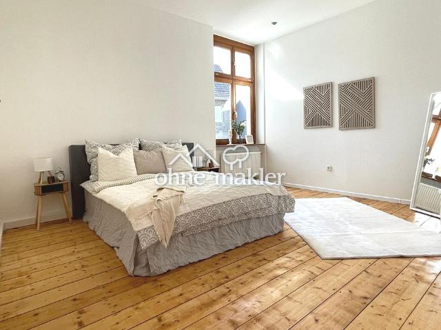 Charmante Altbauwohnung 4 Zimmer 140qm mit kleinem Balkon Eigennutz oder Kapitalanlage