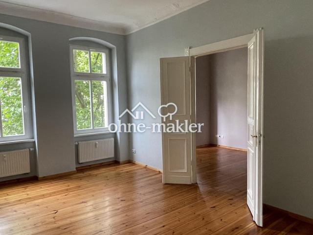 Charmante Altbauwohnung mit Balkon und Aufzug Hufelandstraße Prenzlauer Berg