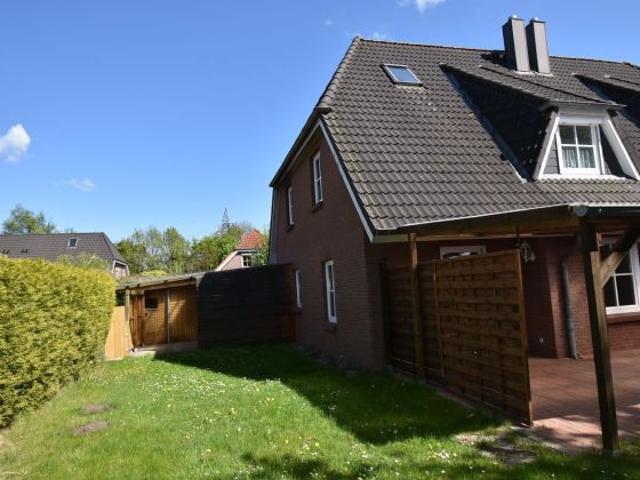 Charmante Doppelhaushälfte in Osterrönfeld