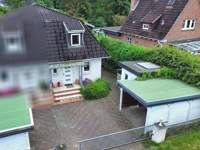 Charmante Doppelhaushälfte in Sasel