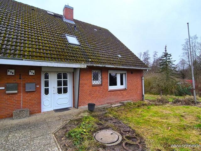 Charmante Doppelhaushälfte mit Garten & Garage Perfekt für Pendler & kleine Familien!