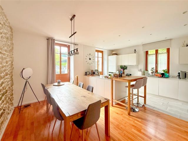 Charmante Dorfresidenz in Landecy