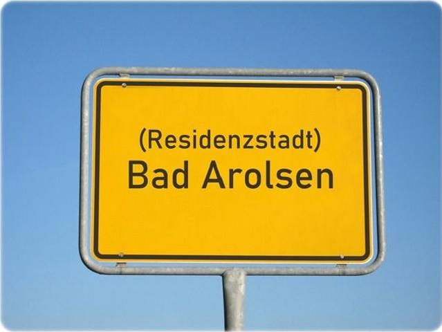 Charmante Dachwohnung mit Terrasse und Spitzboden ideal zur Nutzung!